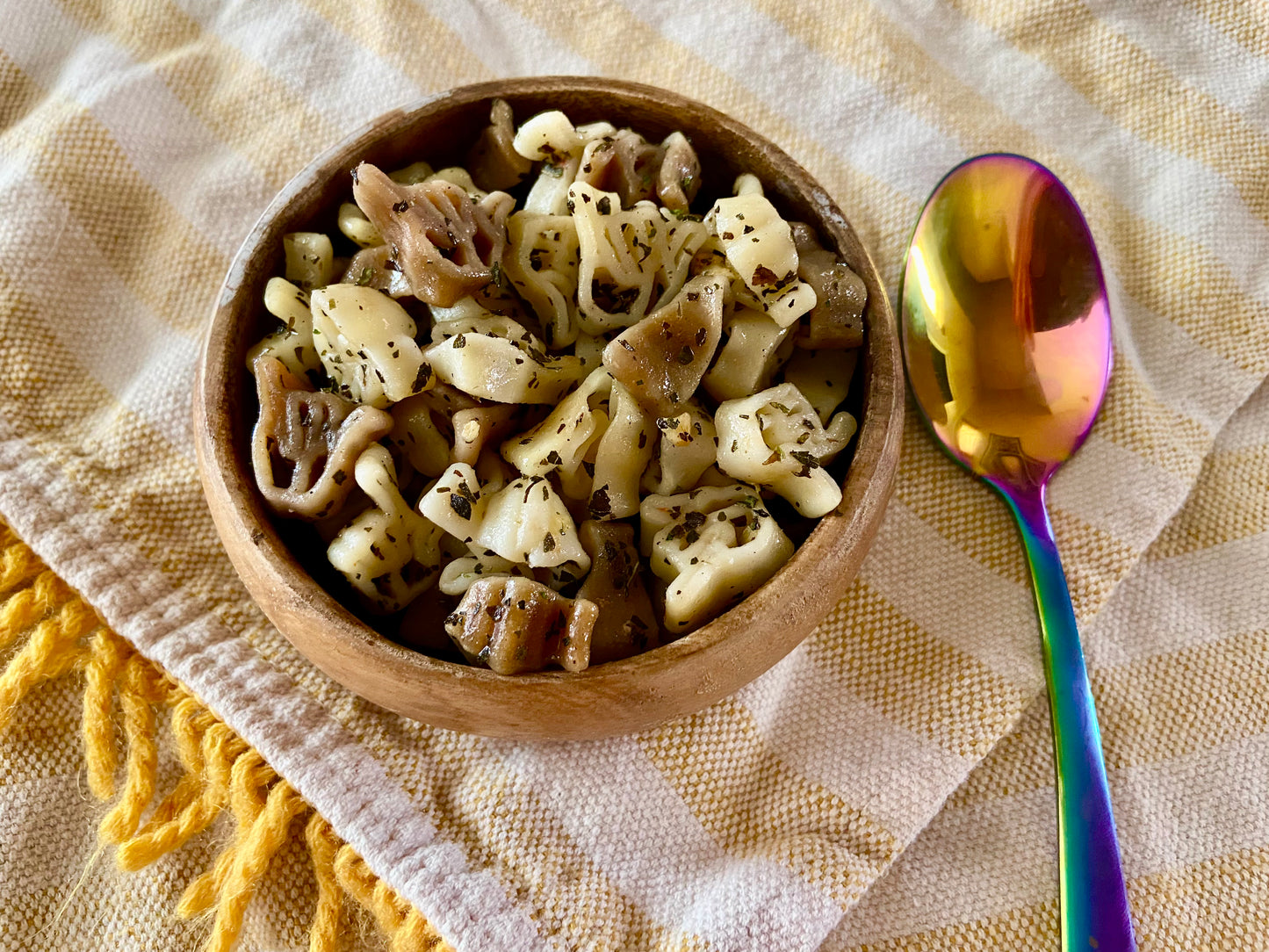 ASL Pasta (I-L-Y) with Basil'ly Pesto Mix - Parents Gone Hiatus